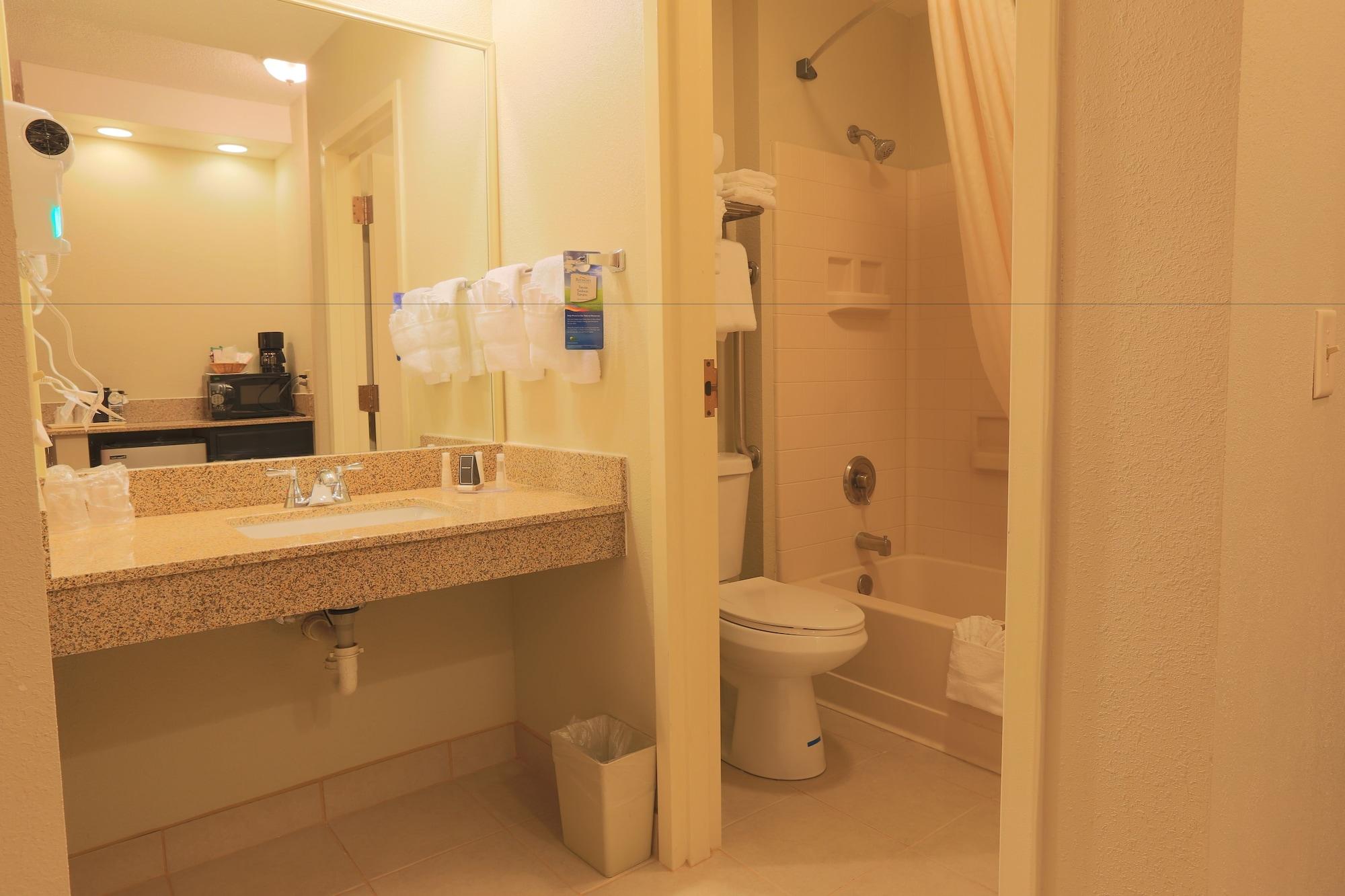 เบย์มอนต์ บาย วินด์แฮม มันเดอเลน ลิเบอร์ตี้วิลล์ แอเรีย Hotel Mundelein ภายนอก รูปภาพ